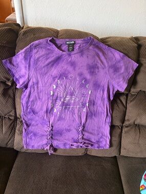 Gorgeous Hot topic Evil eye Purple delight tie-dye medium Graphic Tshirt